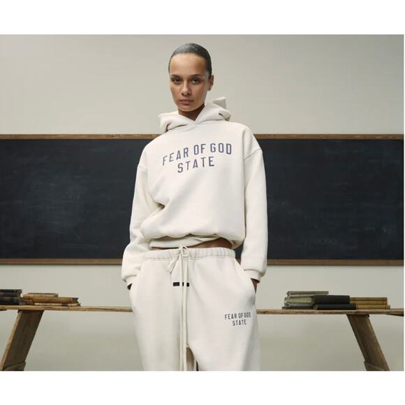 (XS) NWT Fear of God ESSENTIALS 'State' Hoodie in Shell - Picture 4 of 6